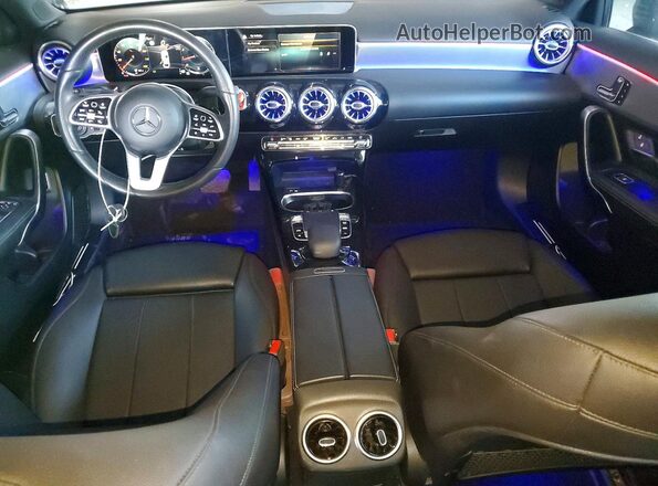 WDD3G4EB1KW003327 2019 MERCEDES-BENZ A Black Widok deski rozdzielczej