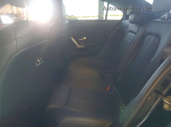 WDD3G4EB1KW003327 2019 MERCEDES-BENZ A Black Widok tylnych siedzeń