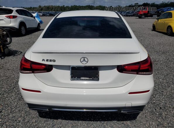 WDD3G4EB1KW010472 2019 MERCEDES-BENZ A White Հետևի տեսք