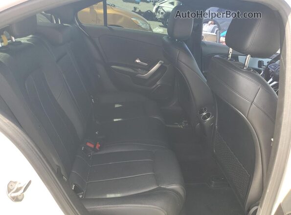 WDD3G4EB1KW010472 2019 MERCEDES-BENZ A White Հետևի նստատեղերի տեսք