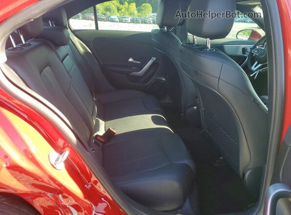 WDD3G4EB1LW038760 2020 MERCEDES-BENZ A Red Vista de los asientos traseros