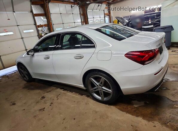 WDD3G4EB2KW033629 2019 MERCEDES-BENZ A White Задня ліва чверть