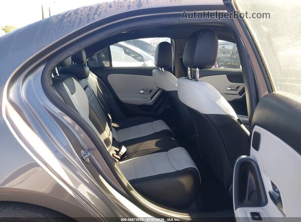 WDD3G4EB3KW006374 2019 MERCEDES-BENZ A 220 Gray VIN կոդի պիտակի տեսք