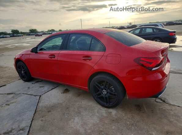 WDD3G4EB3KW025104 2019 MERCEDES-BENZ A Красный Задняя левая четверть