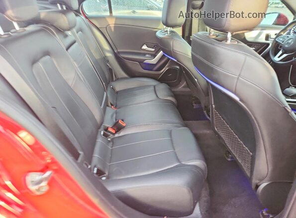 WDD3G4EB3KW025104 2019 MERCEDES-BENZ A Красный Вид задних сидений