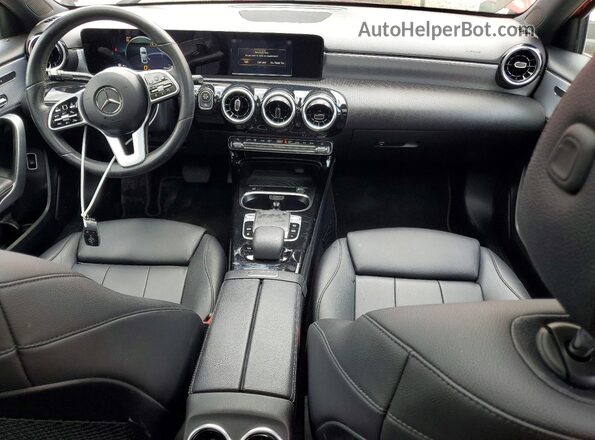 WDD3G4EB3KW034269 2019 MERCEDES-BENZ A Red წინა პანელის ხედი