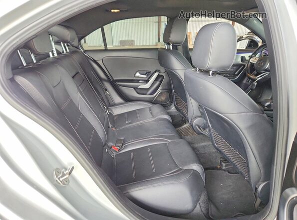 WDD3G4EB4KW011874 2019 MERCEDES-BENZ A Silver Vista de los asientos traseros