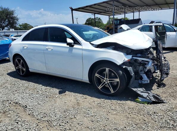 WDD3G4EB4KW027461 2019 MERCEDES-BENZ A White Front right