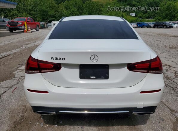 WDD3G4EB5KW001161 2019 MERCEDES-BENZ A White Հետևի տեսք
