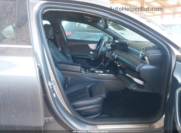 WDD3G4EB6KW032273 2019 MERCEDES-BENZ A 220 Gray Սալոնի դիմացի տեսք
