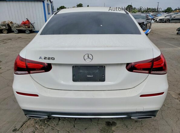 WDD3G4EB9KW000434 2019 MERCEDES-BENZ A White უკანა ხედი