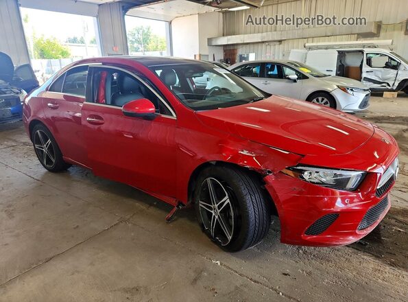 WDD3G4FB1KW034821 2019 MERCEDES-BENZ A Red Front right