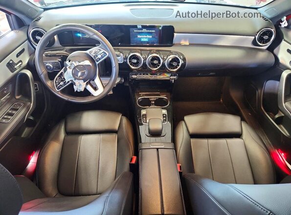 WDD3G4FB1KW034821 2019 MERCEDES-BENZ A Red Dashboard view