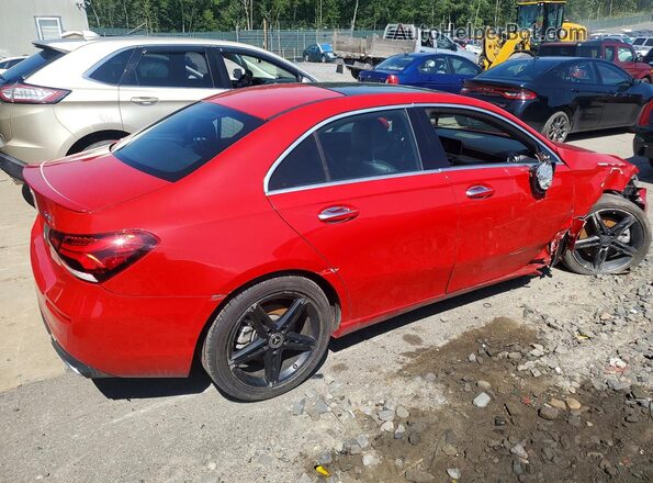 WDD3G4FB2KW013654 2019 MERCEDES-BENZ A Red Tył prawy