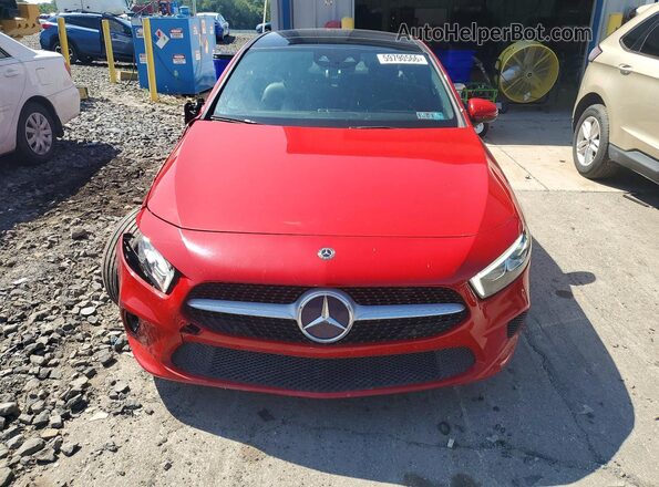 WDD3G4FB2KW013654 2019 MERCEDES-BENZ A Red Widok z przodu