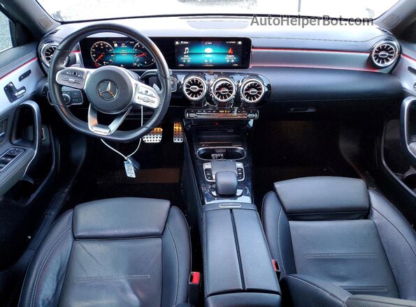 WDD3G4FB6KW005198 2019 MERCEDES-BENZ A Silver Widok deski rozdzielczej