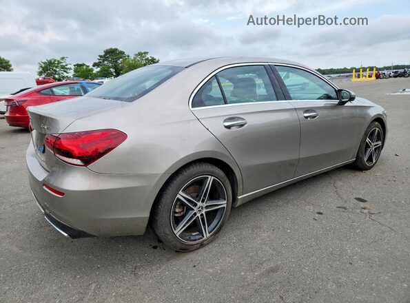 WDD3G4FB6KW031333 2019 MERCEDES-BENZ A Beige Trasero derecho