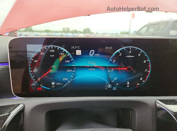 WDD3G4FB9LW041825 2020 MERCEDES-BENZ A Красный Вид щитка приборов