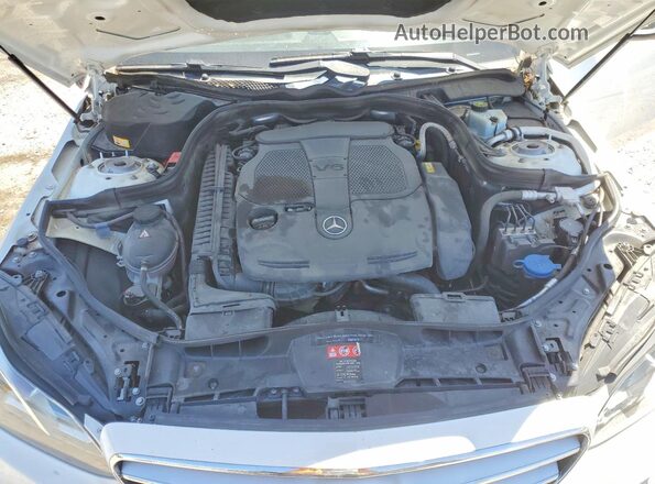WDDHF5KB4GB222333 2016 MERCEDES-BENZ E White Սալոնի հետևի տեսք