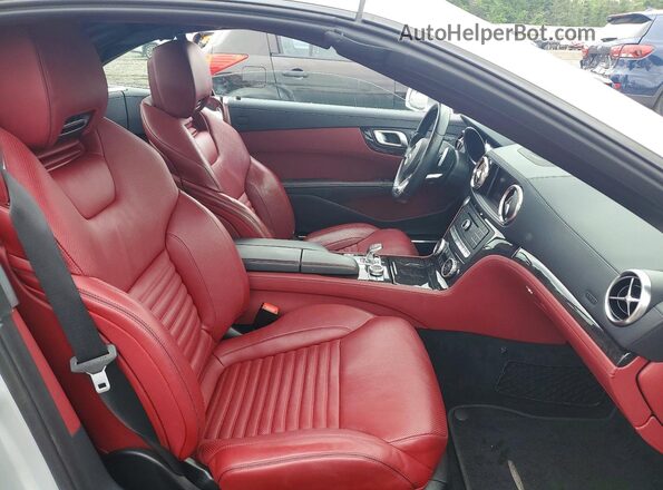 WDDJK7DA2JF050042 2018 MERCEDES-BENZ SL Silver უკანა სავარძლების ხედი
