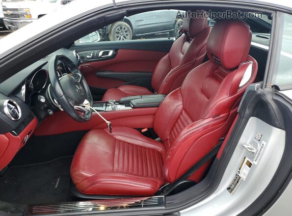 WDDJK7DA2JF050042 2018 MERCEDES-BENZ SL Silver წინა სალონის ხედი
