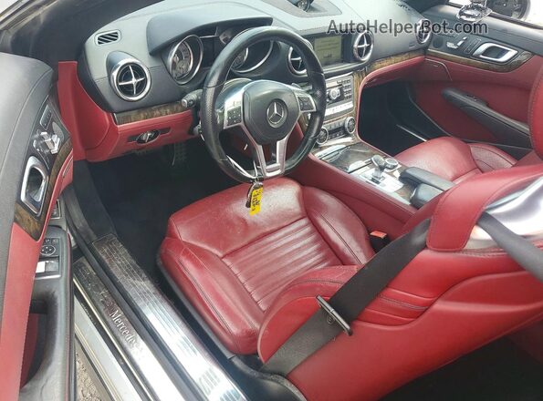 WDDJK7DA3GF039916 2016 MERCEDES-BENZ SL Gray Dashboard view