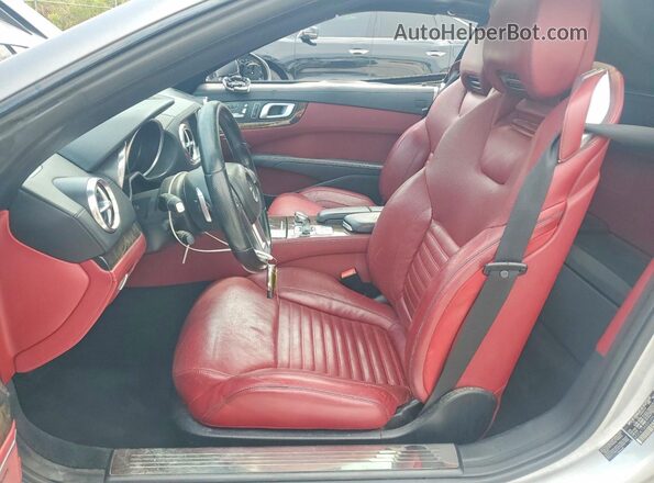 WDDJK7DA3GF039916 2016 MERCEDES-BENZ SL Gray Front interior view