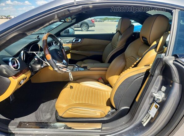 WDDJK7DAXJF052024 2018 MERCEDES-BENZ SL Gray წინა სალონის ხედი