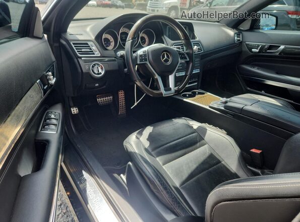 WDDKJ6FB1GF333208 2016 MERCEDES-BENZ E Black Առջևի վահանակի տեսք