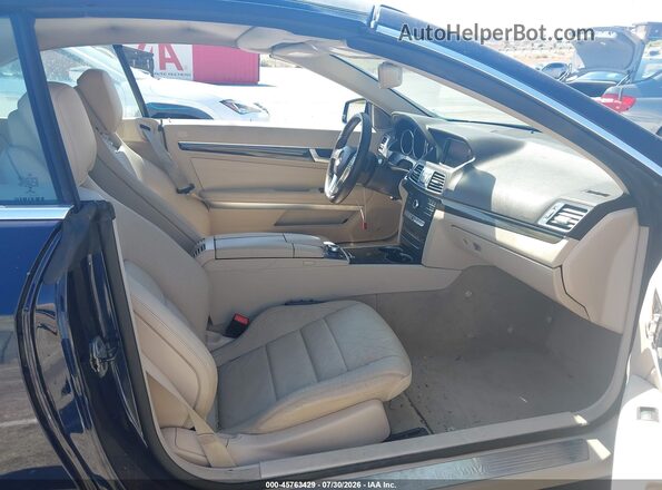 WDDKK6FF5HF362065 2017 MERCEDES-BENZ E-CLASS Navy Front interior view