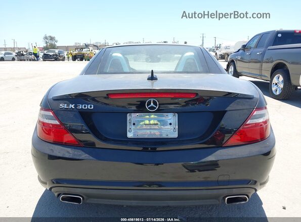 WDDPK3JA2GF124737 2016 MERCEDES-BENZ SLK 300 Black 