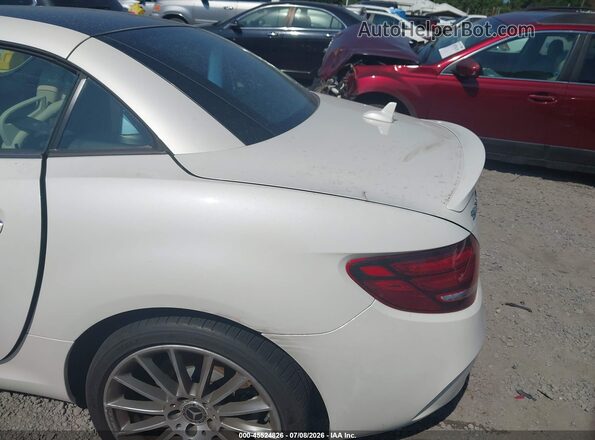 WDDPK3JA4KF161068 2019 MERCEDES-BENZ SLC 300 White Դիմացի տեսք