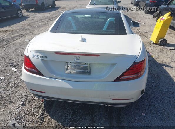 WDDPK3JA4KF161068 2019 MERCEDES-BENZ SLC 300 White 
