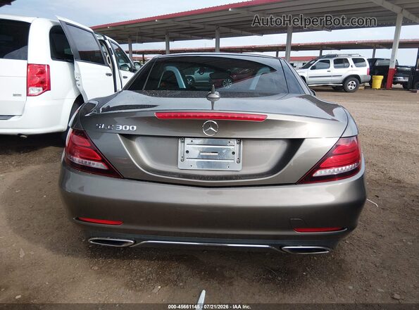 WDDPK3JA8JF150704 2018 MERCEDES-BENZ SLC 300 Gray 
