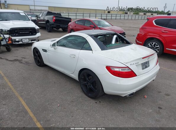 WDDPK3JAXGF120273 2016 MERCEDES-BENZ SLK 300 White Trasero izquierdo