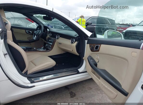 WDDPK3JAXGF120273 2016 MERCEDES-BENZ SLK 300 White Vista interior delantera