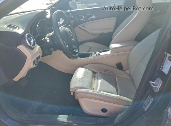 WDDSJ4EB0HN457516 2017 MERCEDES-BENZ CLA-CLASS Blue Vista interior delantera