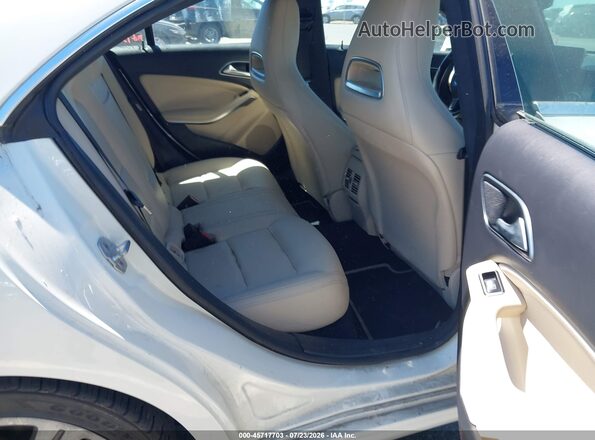 WDDSJ4EB0HN486725 2017 MERCEDES-BENZ CLA 250 White VIN კოდის სტიკერის ხედი