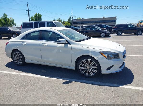 WDDSJ4EB0HN486725 2017 MERCEDES-BENZ CLA 250 White უკანა სალონის ხედი