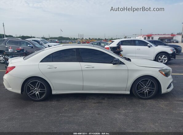 WDDSJ4EB0JN544631 2018 MERCEDES-BENZ CLA 250 Beige Widok wnętrza z tyłu