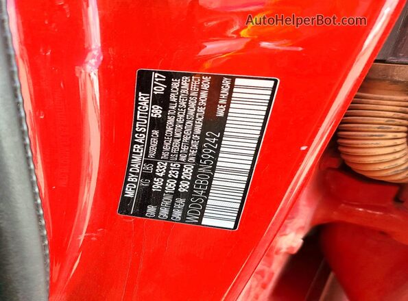 WDDSJ4EB0JN599242 2018 MERCEDES-BENZ CLA-CLASS Red Vista del compartimento del motor