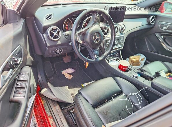 WDDSJ4EB0KN769620 2019 MERCEDES-BENZ CLA-CLASS Red Vista del salpicadero