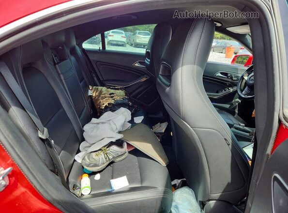 WDDSJ4EB0KN769620 2019 MERCEDES-BENZ CLA-CLASS Red Vista de los asientos traseros