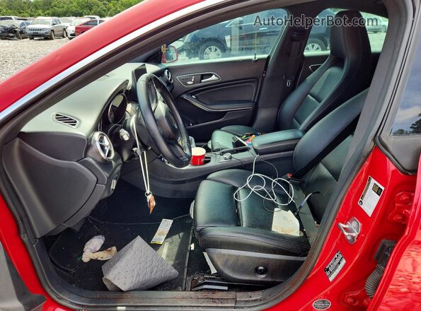 WDDSJ4EB0KN769620 2019 MERCEDES-BENZ CLA-CLASS Red Vista interior delantera