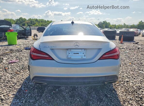 WDDSJ4EB1JN555072 2018 MERCEDES-BENZ CLA-CLASS Silver Widok z tyłu