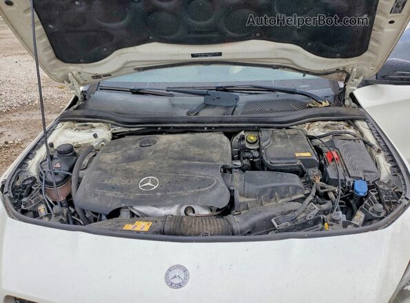 WDDSJ4EB2GN357321 2016 MERCEDES-BENZ CLA-CLASS White Rear interior view