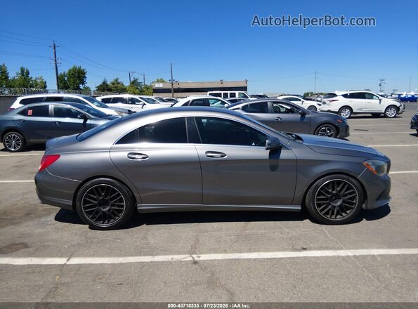 WDDSJ4EB2HN465312 2017 MERCEDES-BENZ CLA 250 Gray Widok wnętrza 360 stopni