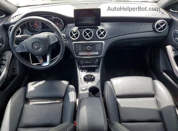 WDDSJ4EB2JN538118 2018 MERCEDES-BENZ CLA-CLASS Silver წინა პანელის ხედი