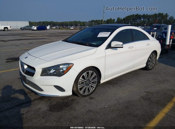 WDDSJ4EB2JN627901 2018 MERCEDES-BENZ CLA 250 White წინა მარცხენა ხედი სამი მეოთხედიდან
