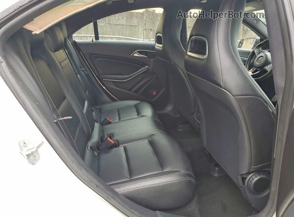 WDDSJ4EB3GN324134 2016 MERCEDES-BENZ CLA-CLASS White უკანა სავარძლების ხედი